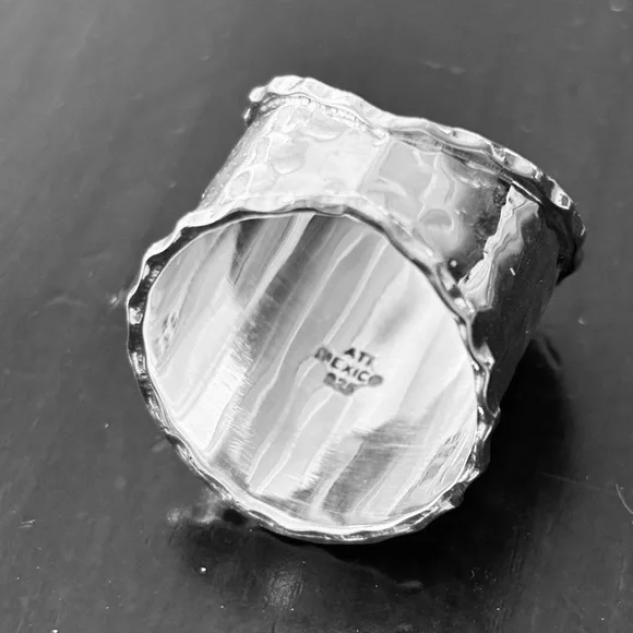 925 White Gold Rhodium Silver Ring Hammered Modern size 9 - Picture 4 of 10